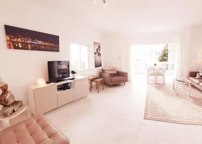 Casa Cristal * Lagos